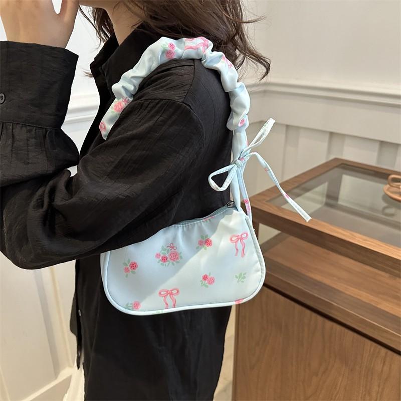 귀여운 꽃무늬 리본 프린트가 있는 한국 캔버스 숄더백  - Women'S Accessories Handbags 리뷰 및 가격